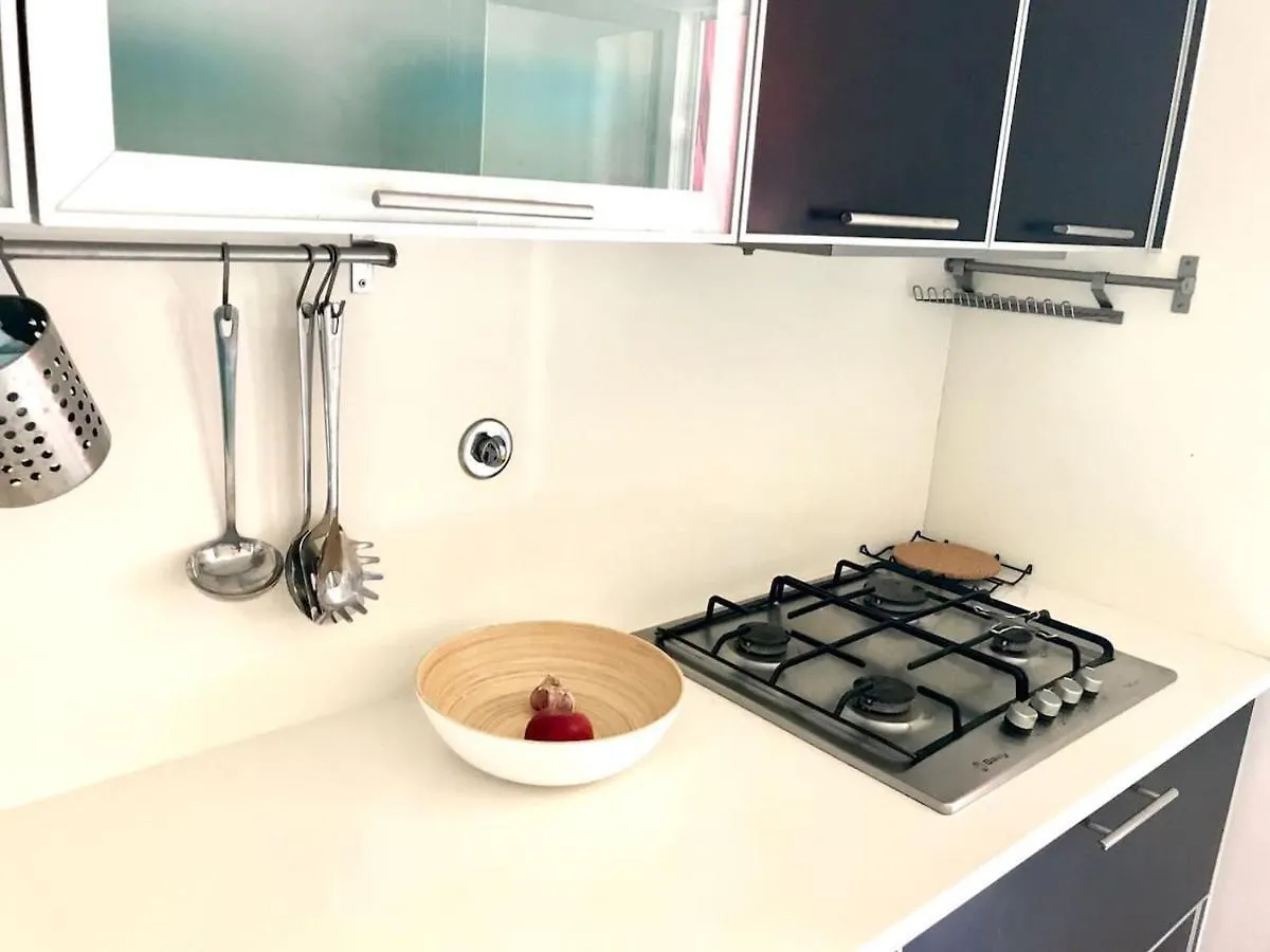 Luxury Part Of The City - Modern Apartment With Airconditioning - Near Subway Lisbon