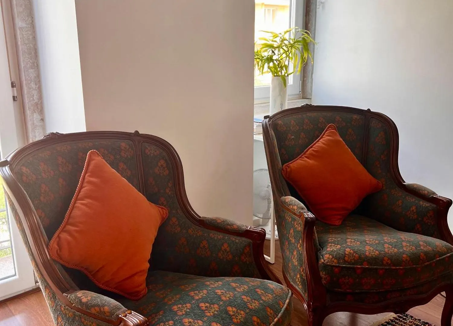 Luxury Part Of The City - Modern Apartment With Airconditioning - Near Subway Lisbon 0*,  Portugal